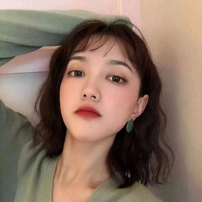 拿着丹药滚